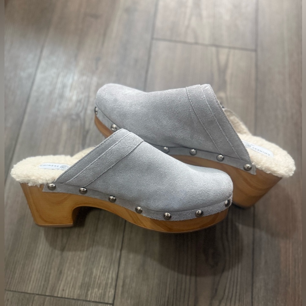 Chinese Laundry Faux Fur Lined Wooden Clogs Gray Suede Mule Size 9 NWT